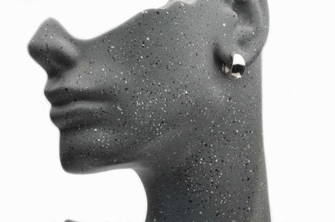 Earring EMBRACE s E177