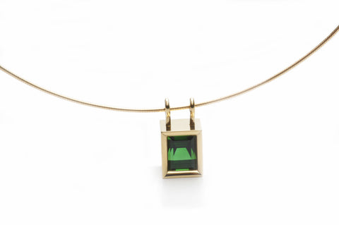 Green Tourmaline Pendant PG001 in 18kt Gold