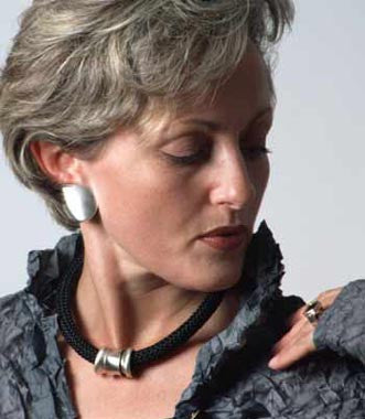 Earring PRIVILEGE E022